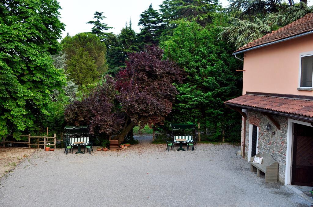 Le Macine Relais Bed and Breakfast Cairo Montenotte Exteriör bild