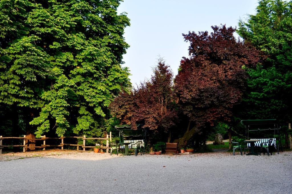 Le Macine Relais Bed and Breakfast Cairo Montenotte Exteriör bild