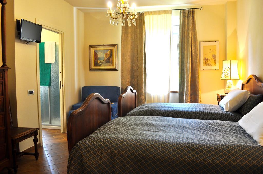 Le Macine Relais Bed and Breakfast Cairo Montenotte Exteriör bild