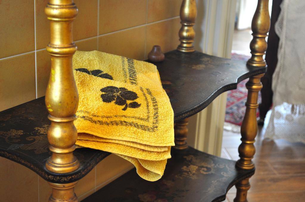 Le Macine Relais Bed and Breakfast Cairo Montenotte Exteriör bild